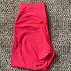Lululemon cropped leggings.